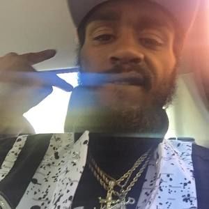 Meet your Posher, Delvonne